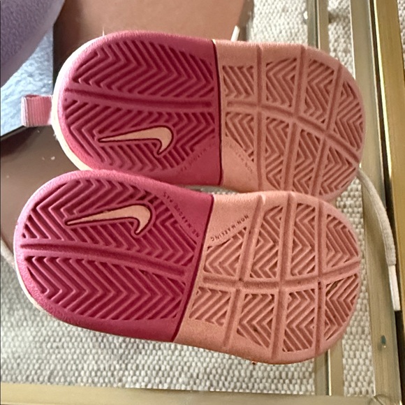 Nike Kids White and Pink Sneakers - Picture 5 of 5